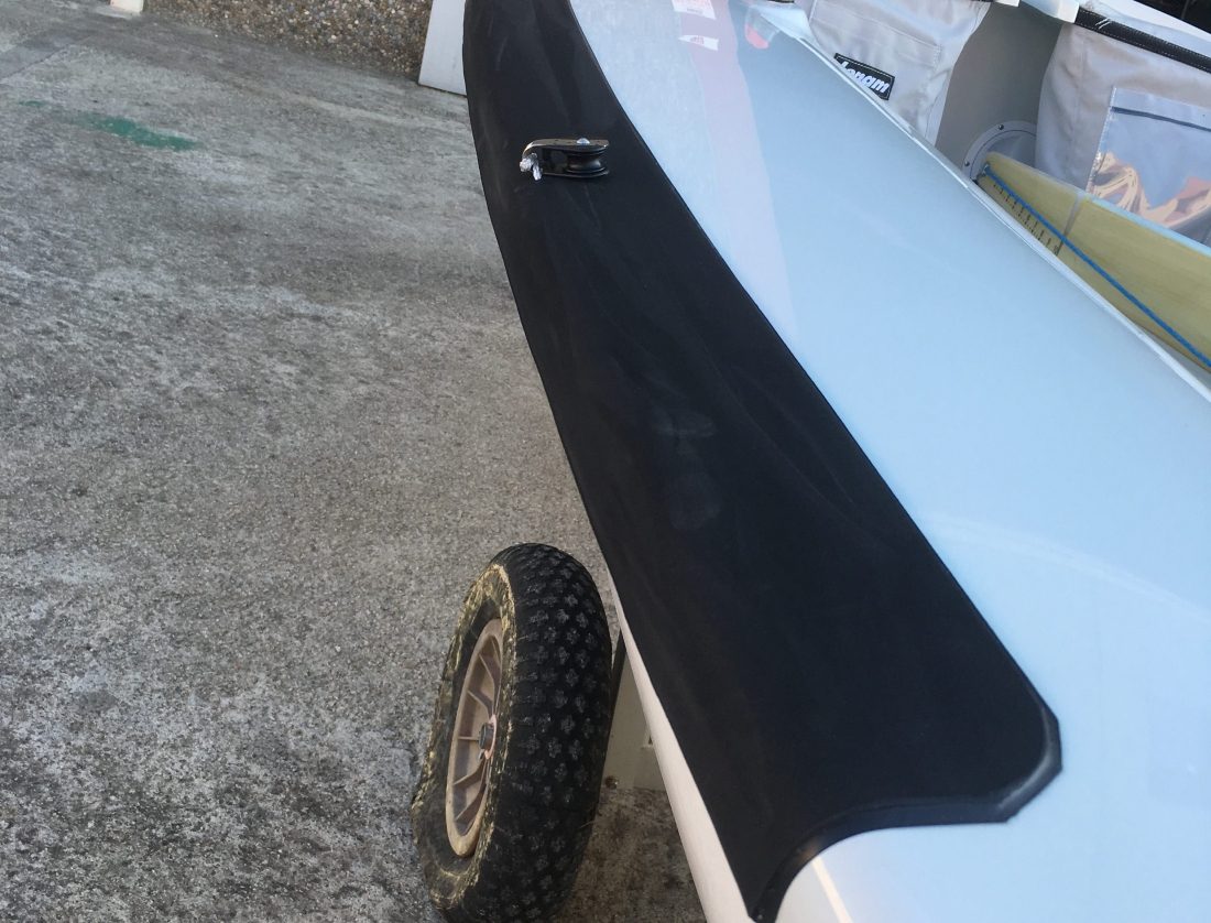 Casco del 420 Lenam sobre su carro
